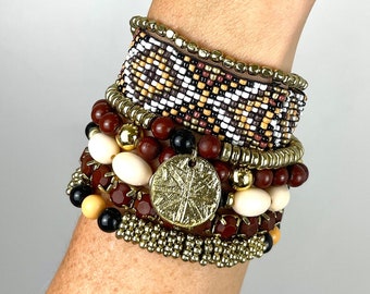 Boho Bracelet Set: 7-Piece Multi-Shape Metal Bead Stretch Bracelets