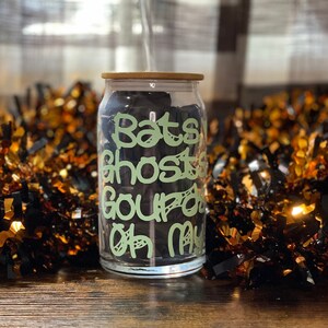 Bats, Ghosts, Gourds Glass Tumbler with Lid and Straw