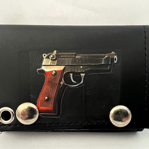 Cartera de cuero con cadena y tres pliegues para motociclistas con diseño de pistola