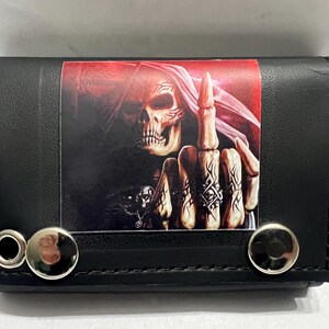 Cartera de cuero con cadena y tres pliegues para motociclista Reaper Middle Finger
