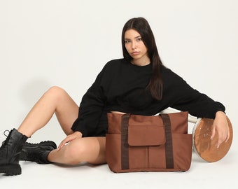 Heavyweight Satin Tote Bag With Pockets - Brown