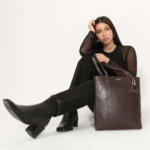 Genuine Leather Shoulder Bag with Multi-Compartment Bitter Brown image 1