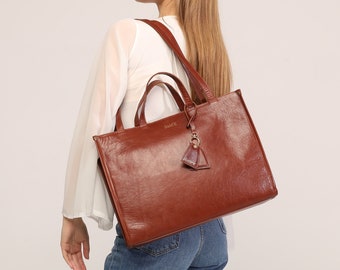 Genuine Leather Shoulder Bag with Laptop Compartment - Coconut