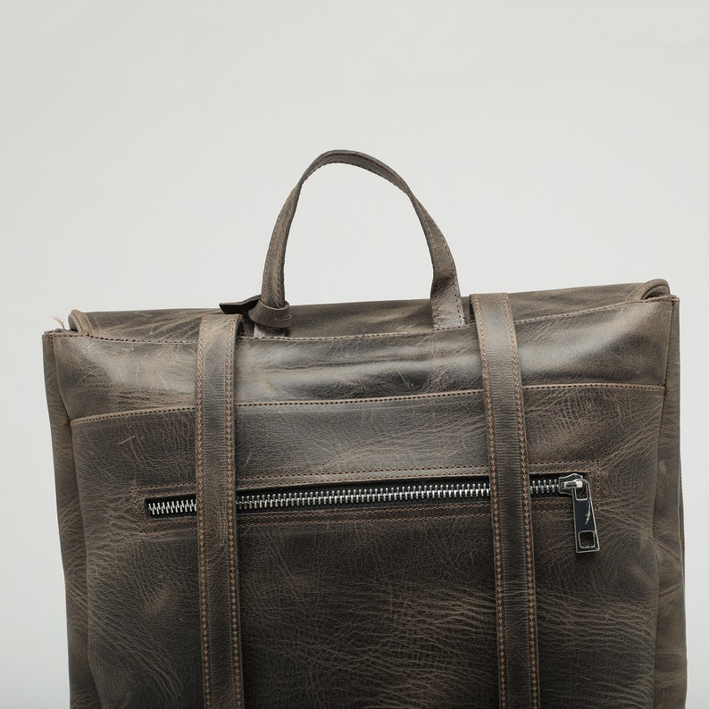 Worn Leather Backpack With Laptop Compartment Cortecia image 7