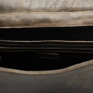 Worn Leather Backpack With Laptop Compartment Cortecia image 8