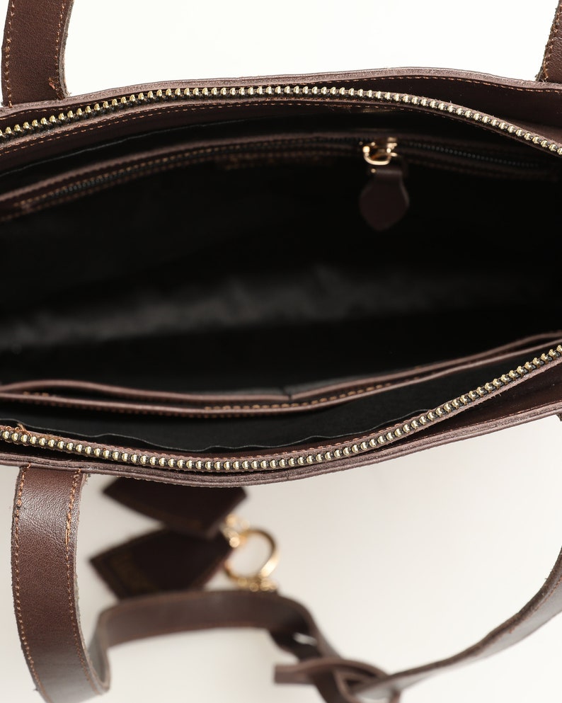 Genuine Leather Shoulder Bag with Multi-Compartment Bitter Brown image 8