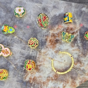 DIY Interchangeable Ring + 10 Enamel Charms - Gold