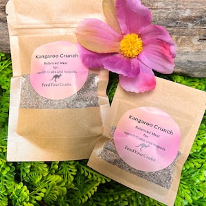 Hermit crab balanced meal Kangaroo Crunch with real cooked Kangaroo and Butterfly Pea flowers.