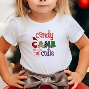 Camiseta para niños pequeños - Candy Cane Cutie camiseta de Navidad para niños pequeños, camiseta de Navidad, camiseta de Navidad, regalo de vacaciones, camisa para niños pequeños