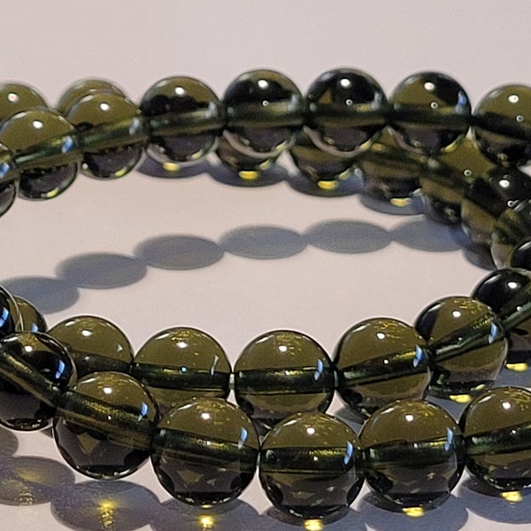 8-10 mm Gemme verte naturelle Moldavite Aerolite Pierre de cristal tchèque Pierre brute Bracelet de meulage de météorite