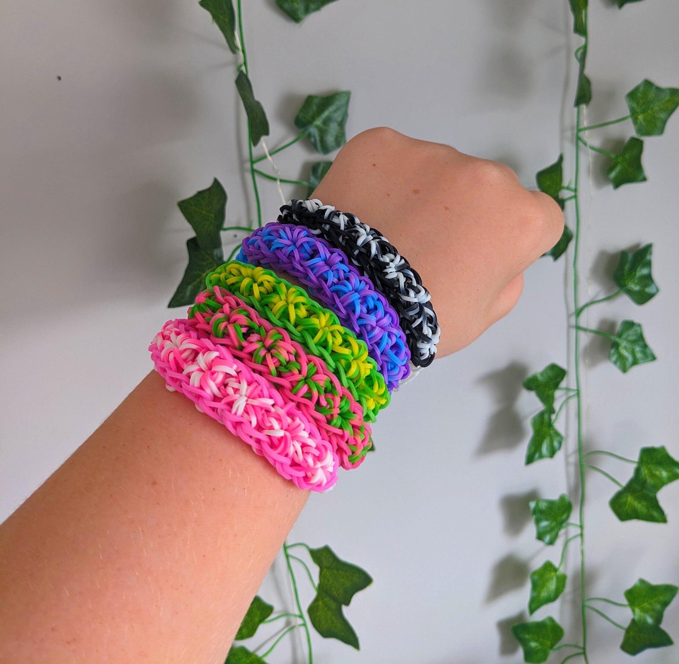 Rainbow Loom Hell - Not Your Average Mom