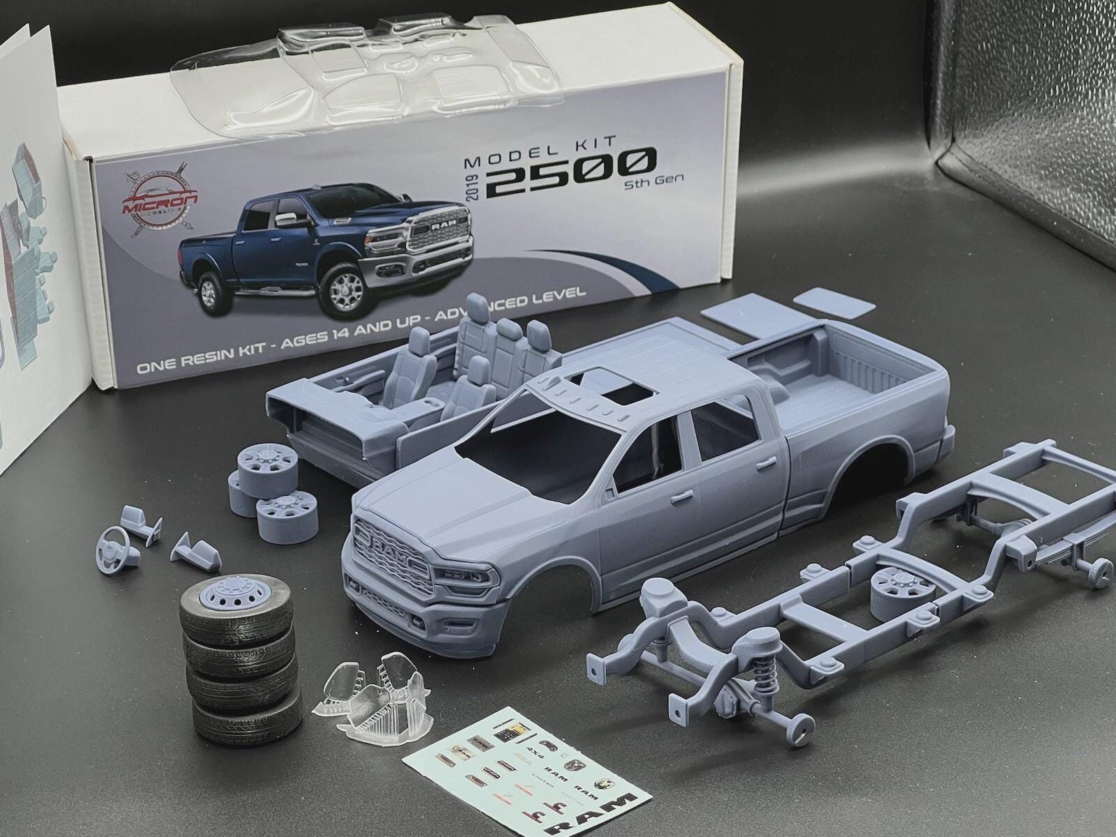 1:25 RAM 2500 5th Gen Resin Model Kit With Rubber Tires and Clear