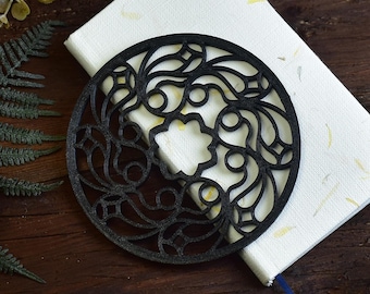 Unique 3D Printed Gothic Window Coasters - Gothic Rosette Cathedral Coasters, Perfect Goth Home Decor Gift