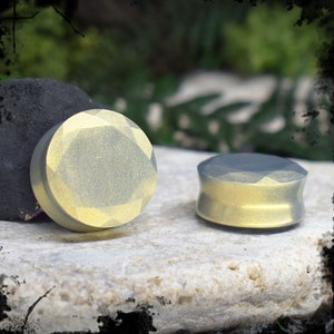 Resin Faceted Ear Tunnels 10-25mm | Pair | Ear Plugs | Gauge Earrings | Gauged Plugs | Ear Expander | Ear Stretching Jewelry | Body Jewelry