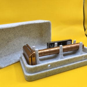 Travel Razor Case | Shaving Kit Holder for Safety & Cartridge Razors