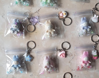 Llavero misterioso Labbubu con anilla de metal, amuleto kawaii hecho a mano