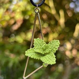 Crochet Plant-shaped Necklace, Crochet gift, Eucalyptus leaf, Mint