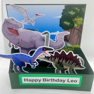 HANDGEMAAKTE Gepersonaliseerde pop-up / 3D-verjaardagskaart met dinosaurusthema