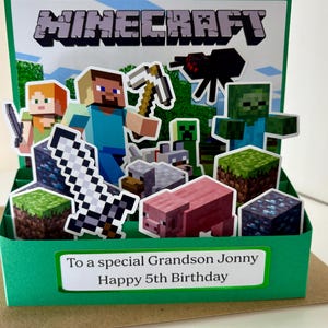 Carte pop-up personnalisée inspirée de Minecraft faite main