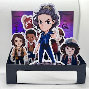 Carte d'anniversaire 3D personnalisée inspirée de Stranger Things