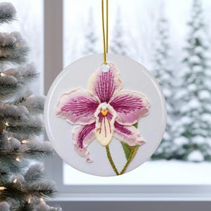 Adorno de cerámica con orquídea violeta clara, diseño inspirado en bordado, decoración floral para fiestas, decoración navideña con flores, artículo 185nh