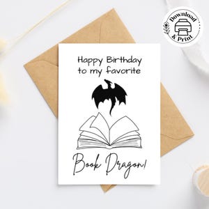 Feliz cumpleaños a mi dragón de libros favorito, tarjeta de cumpleaños de Bookworm, tarjeta de lector de Booktok Bookstagram, tarjeta de 5 x 7" y 4,25 x 5,5" + sobres