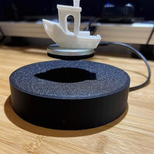 Magnetic Levitation Platform with 450g Load-Bearing