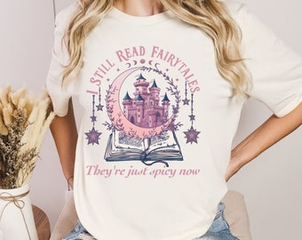 Todavía leo camisa de libro picante de cuentos de hadas, amante de los libros de fantasía, regalo de amante de los libros, camisa de obscenidad, camisa de libro, romance oscuro, regalo de libro para ella