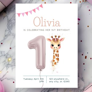 Convite de 1º aniversário para girafa rosa - Modelo editável - Canva
