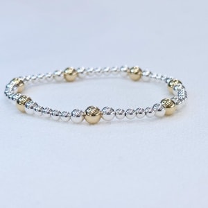 スターリングシルバーブレスレット – 3 mm/4 mm ビーズストレッチブレスレット、14k ゴールドフィルドアクセント、変色防止&防水、ミニマリストスタッキングジュエリー