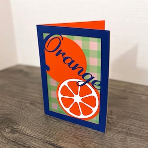 Orange gingham lykta kort SVG, lager av orange pappershantverk, 5x7 lykta kort, sommarfödelsedagskort SVG, vellum glöd kort, silhuett Cricut