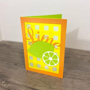 Lime Gingham Lantern-kort SVG, Layered Lime Paper Craft, 5x7 Lantern-kort, Sommarfödelsedagskort SVG, Vellum Glow-kort, Silhouette Cricut SVG