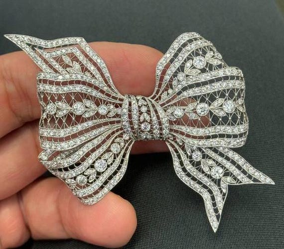 Art Deco 925 Sterling Silver Bow Brooch Pin With Moissanite  display picture 1