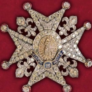 Vintage order of Spanish royal family star brooch for him in 925 sterling silver and moissanite