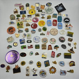 Lot of 99 Washington State Lapel Pins Seattle Fair Rodeo Sumner Tacoma Orting Gold Silver Tone Souvenir Metal Pinback Collectable Vintage