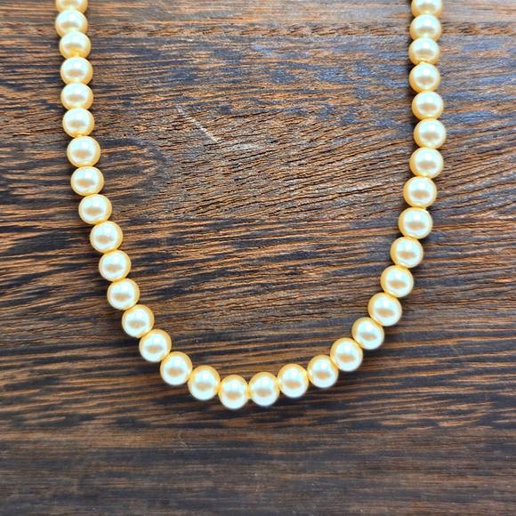 Designer Signed Monet 90's Faux Pearl Necklace Single Strand