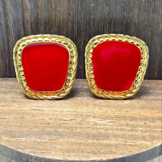 Designer Avon 1993 Summer Style Earrings Pierced Red Enamel Gold