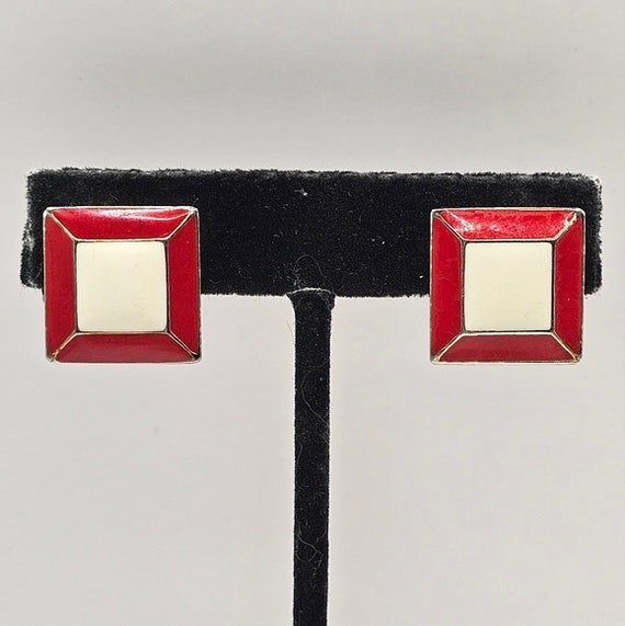 80's Red Enamel Square Gold Tone Earrings Clip-On… - image 4