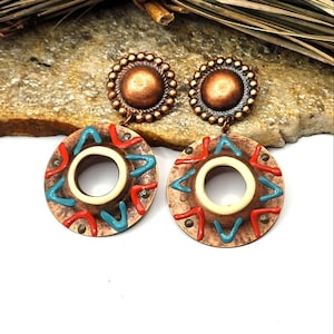 90&#39;s Copper Tone Dangle Drop Earrings Pierced Enamel Metal Statement Fashion Costume Jewelry Collectable Estate Vintage Jewelry