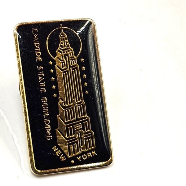 80's Empire State Building Lapel Pin New York Souvenir Travel Brooch Pinback Costume Fashion Jewelry Collectable Vintage Estate Jewelry