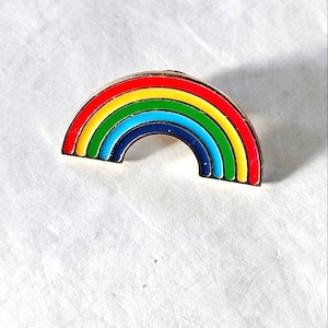 Rainbow Lapel Pin LGBT Gay Pride Pinback Costume Fashion Jewelry Collectable Estate Modern Jewelry
