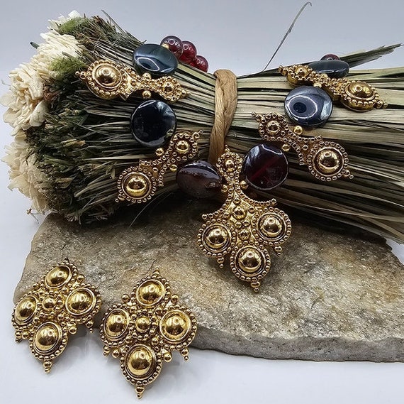 Jose Maria Barrera for Avon 1991 Adriatic Collection Necklace