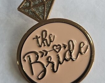 Spilla da bavero moderna "The Bride" color oro rosa per addio al nubilato, spilla da collezione, bigiotteria vintage.