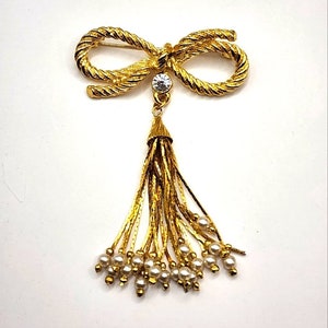 80&#39;s Golden Bow Rhinestone Tassels Lapel Pin Faux Pearl Brooch Pinback Costume Fashion Jewelry Collectable Vintage Estate Jewelry