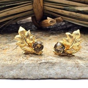 60's Rhinestone Leaf Earrings Clip-On Floral Gold Tone Stud Costume Fashion Jewelry Collectable Vintage Estate Jewelry