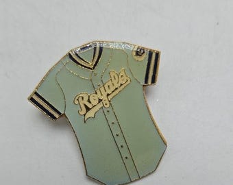 NWT 1985 MLB Kansas City Royals Lapel Pin Jersey Baseball Souvenir Pinback Fashion Costume Jewelry Collectible Estate Vintage