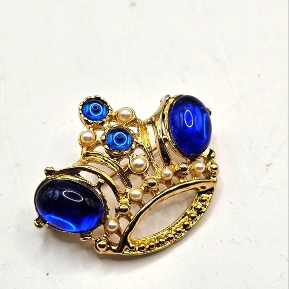 Modern Faux Pearl Crown Lapel Pin Queen Princess … - image 1