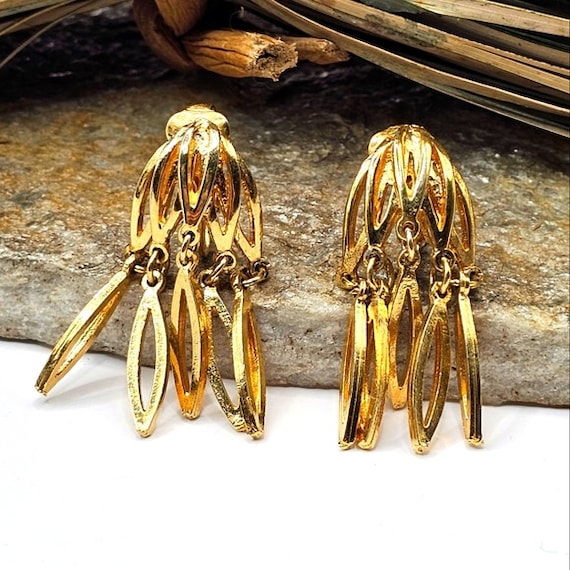 Designer 60's Coro Signed Earrings Clip-On Gold T… - image 1
