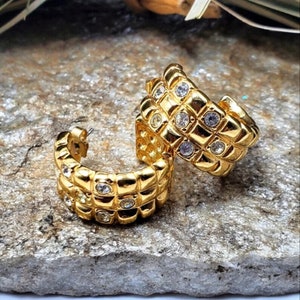 Signed 1992 Avon Dazzling Pierced Hoop Earrings Crystal Huggie Statement Runway Earrings Fashion Costume Collectable Vintage Estate Jewelry