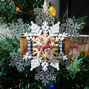 Ornamento per cavalli NWT, castagno, western, cowgirl, decorazione natalizia, OOAK, fatto a mano